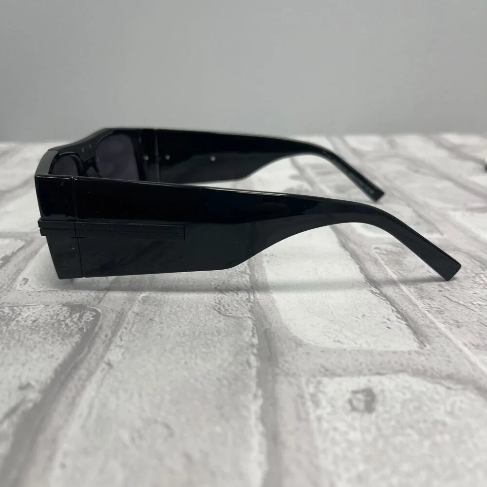 N/A givenchy black